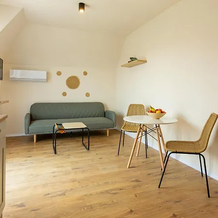 Hotel Lеvandi Sinemorec